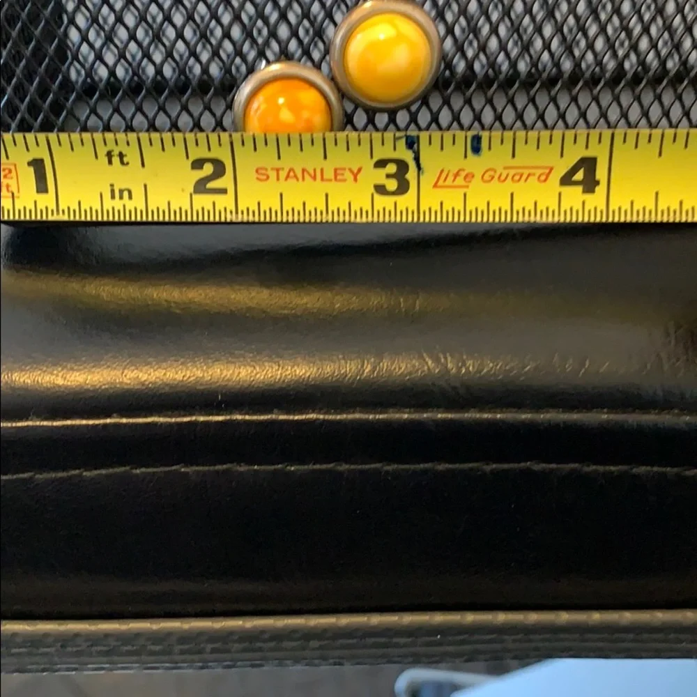 AUTHENTIC AMBER YELLOW POST EARRINGS